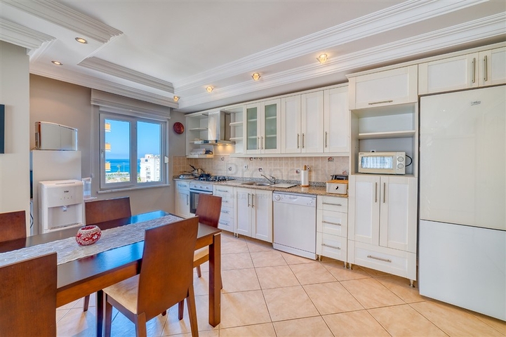 Spacious 2+1 Apartment in Mahmutlar