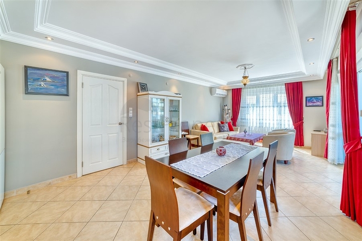 Spacious 2+1 Apartment in Mahmutlar