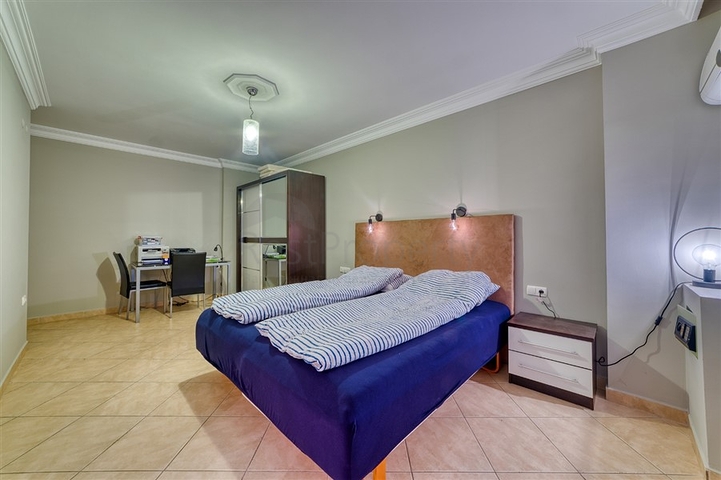 Spacious 2+1 Apartment in Mahmutlar