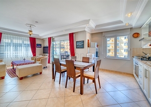 Spacious 2+1 Apartment in Mahmutlar