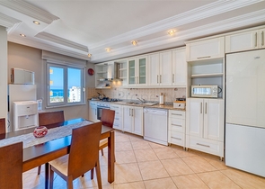 Spacious 2+1 Apartment in Mahmutlar