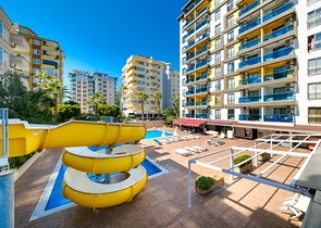Cozy apartment 800 meters from Cleopatra beach