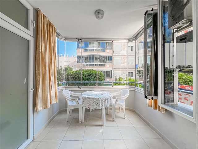 1+1 apartment in Mahmutlar, 250 m from the sea