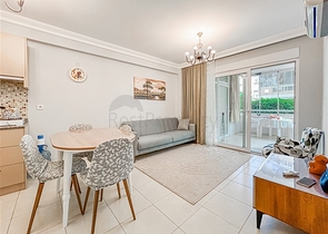 1+1 apartment in Mahmutlar, 250 m from the sea