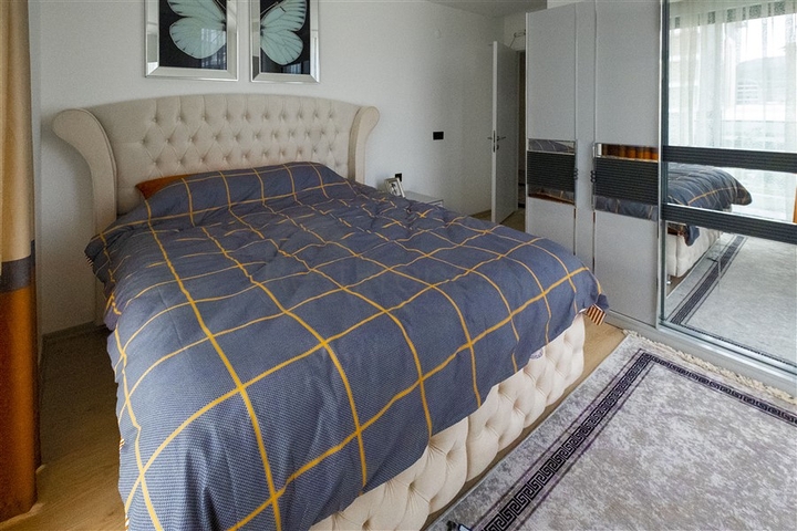 Furnished 2+1 apartment in a new complex in Kargicak district