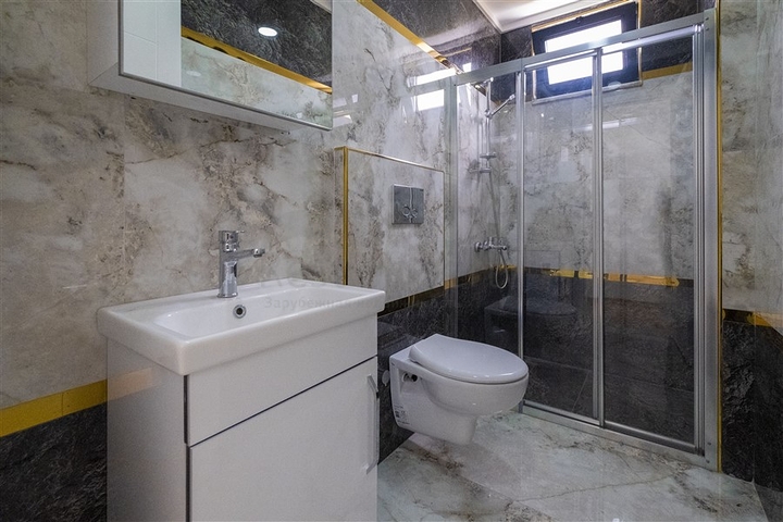 Furnished 2+1 apartment in a new complex in Kargicak district