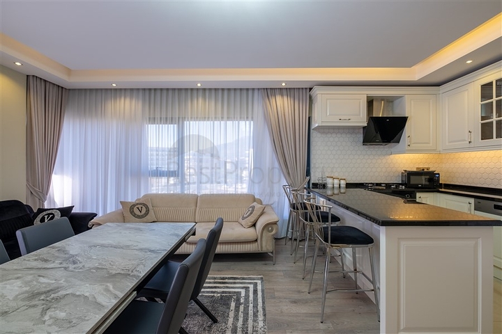 2+1 apartment 50 m from the sea in Kargicak district