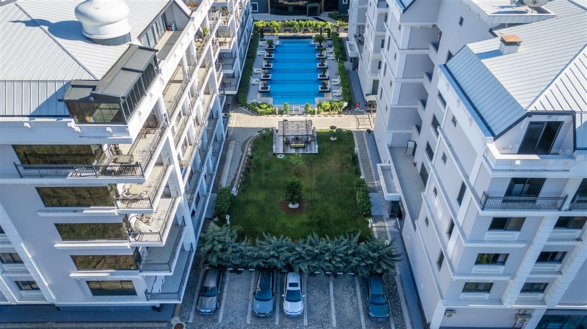 2+1 apartment 50 m from the sea in Kargicak district