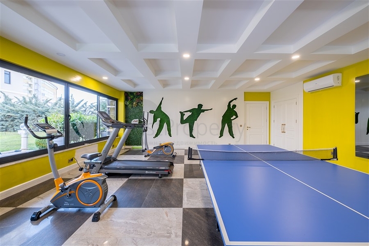 2+1 apartment 50 m from the sea in Kargicak district