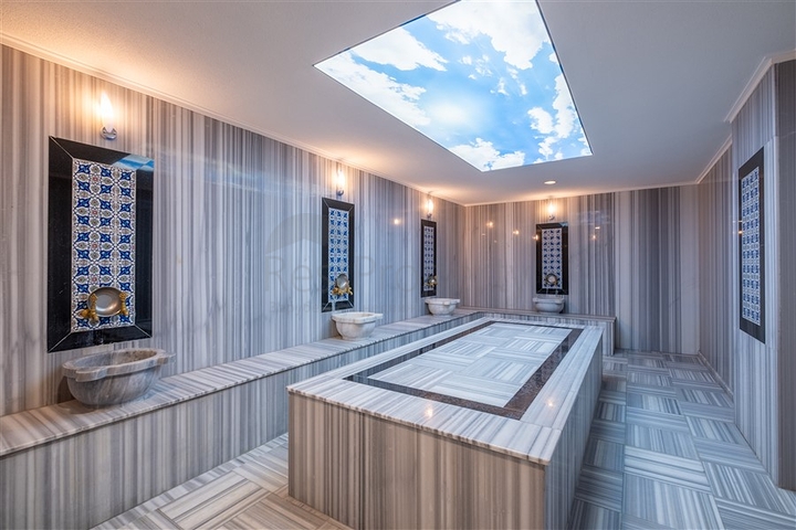 2+1 apartment 50 m from the sea in Kargicak district