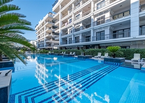 2+1 apartment 50 m from the sea in Kargicak district