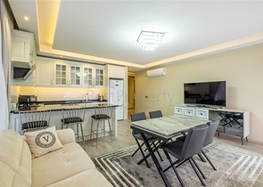 2+1 apartment 50 m from the sea in Kargicak district