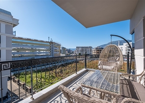 2+1 apartment 50 m from the sea in Kargicak district