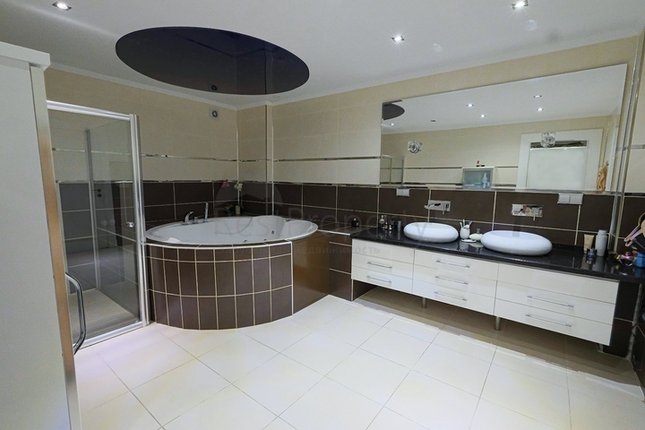 3+2 villa in the center of Alanya with a view of the Mediterranean Sea