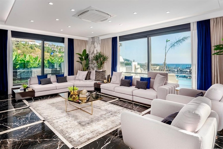 Luxury villa in Kargicak area