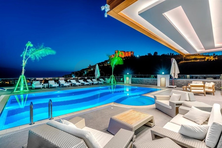 Luxury villa in Kargicak area