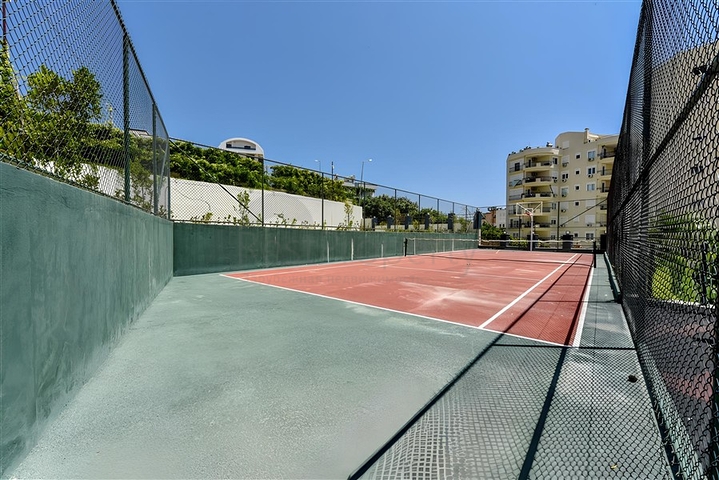 1+1 Apartment in Avsallar district