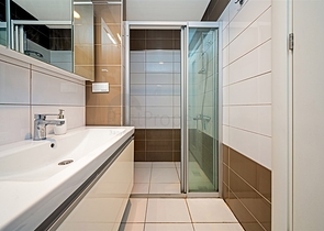 2+1 apartment in a complex with hotel infrastructure in Avsallar district