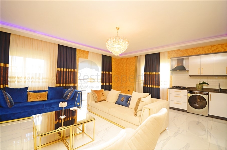 3+1 apartment within walking distance from the Mediterranean Sea