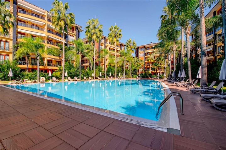 Exclusive 4+1 apartments in a unique complex in the central part of Alanya