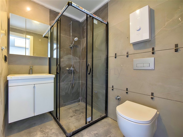 Three-bedroom penthouse in a new complex with sea view