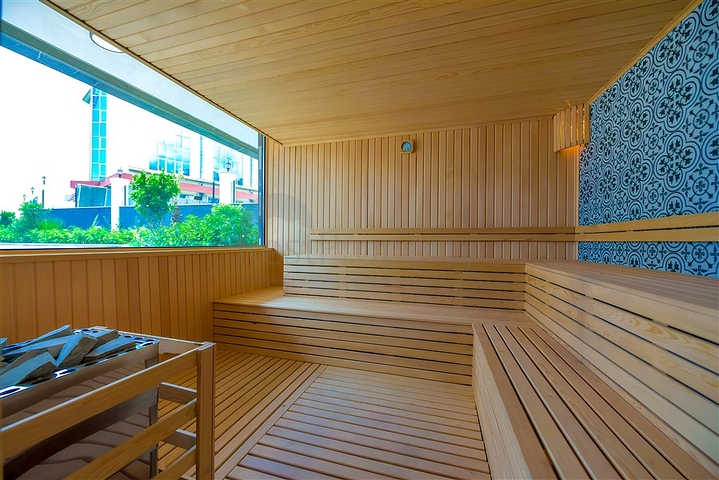 Three-bedroom penthouse in a new complex with sea view