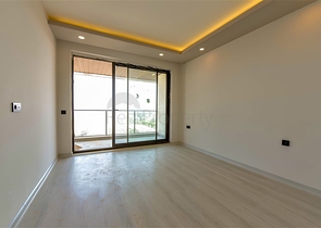 Three-bedroom penthouse in a new complex with sea view