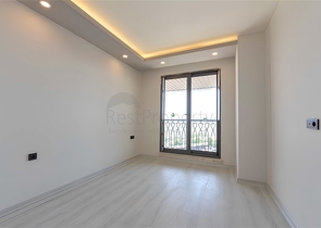 Three-bedroom penthouse in a new complex with sea view