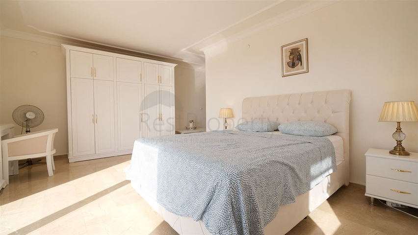 Private villa surrounded by nature in Kestel area