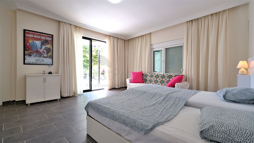 Private villa surrounded by nature in Kestel area