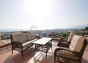 Private villa surrounded by nature in Kestel area