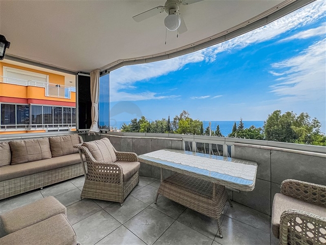 Furnished 2+1 apartment in Mahmutlar