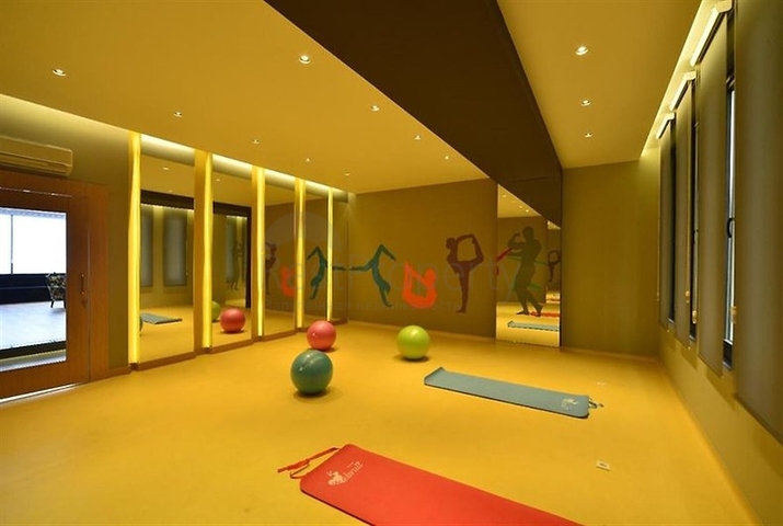 2+1 apartment in Oba area, 100 meters from the sea