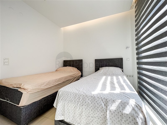 2+1 apartment in Oba area, 100 meters from the sea