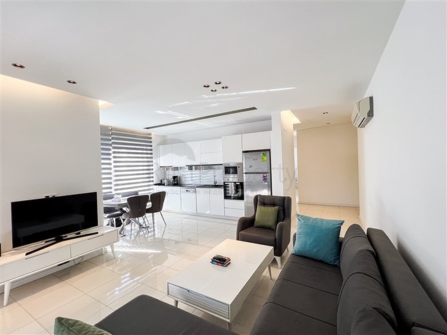 2+1 apartment in Oba area, 100 meters from the sea