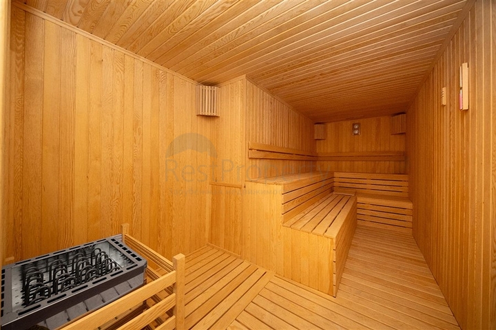 3+1 penthouse in a new complex in the center of Alanya