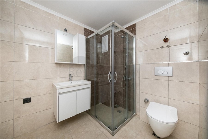 3+1 penthouse in a new complex in the center of Alanya