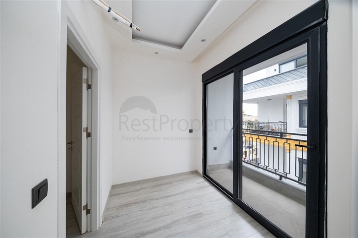 3+1 penthouse in a new complex in the center of Alanya