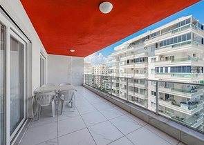 Large 1+1 apt - furnished - prime location - In Mahmutlar / Alanya 