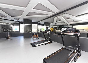 Two-bedroom apartment 700 m from Cleopatra beach