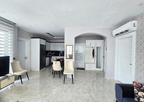 Two-bedroom apartment 700 m from Cleopatra beach
