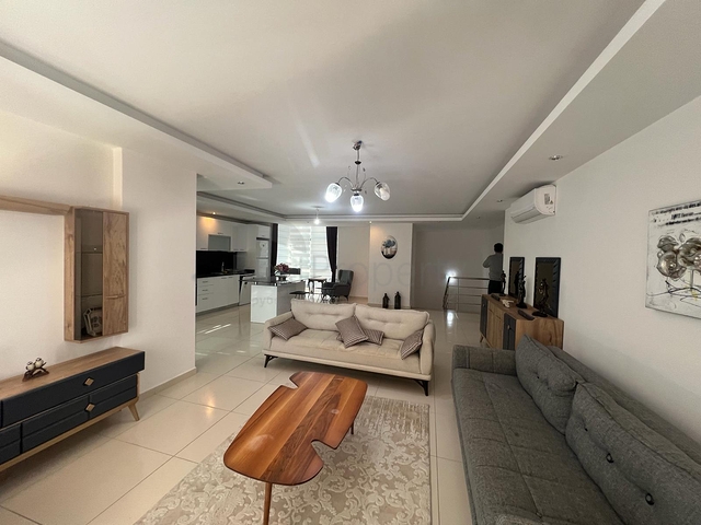 Duplex 4+1 in a modern complex in Kestel district