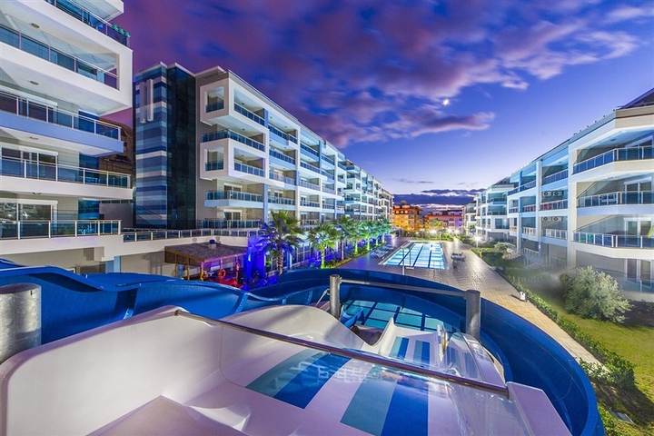 Duplex 4+1 in a modern complex in Kestel district