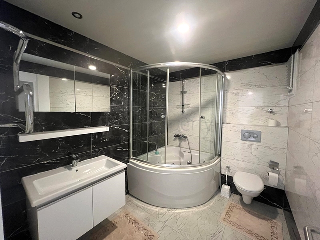 Duplex 4+1 in a modern complex in Kestel district