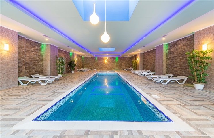 Duplex 4+1 in a modern complex in Kestel district