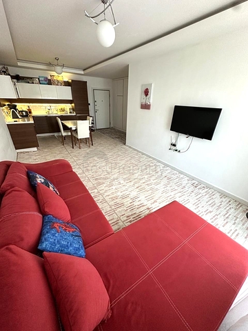 Furnished 1+1 Apartment in Cleopatra Area, 500 m from the Beach