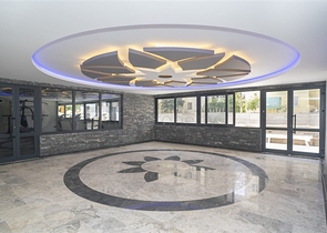 One-bedroom apartment 500 meters from the sea