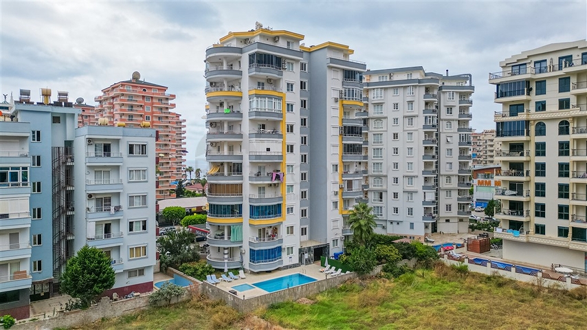 2+1 apartment in Mahmutlar district