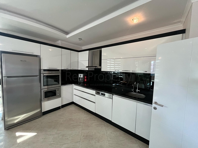 Two-bedroom bright apartment in the Oba area