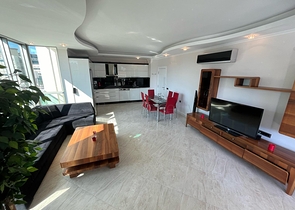 Two-bedroom bright apartment in the Oba area